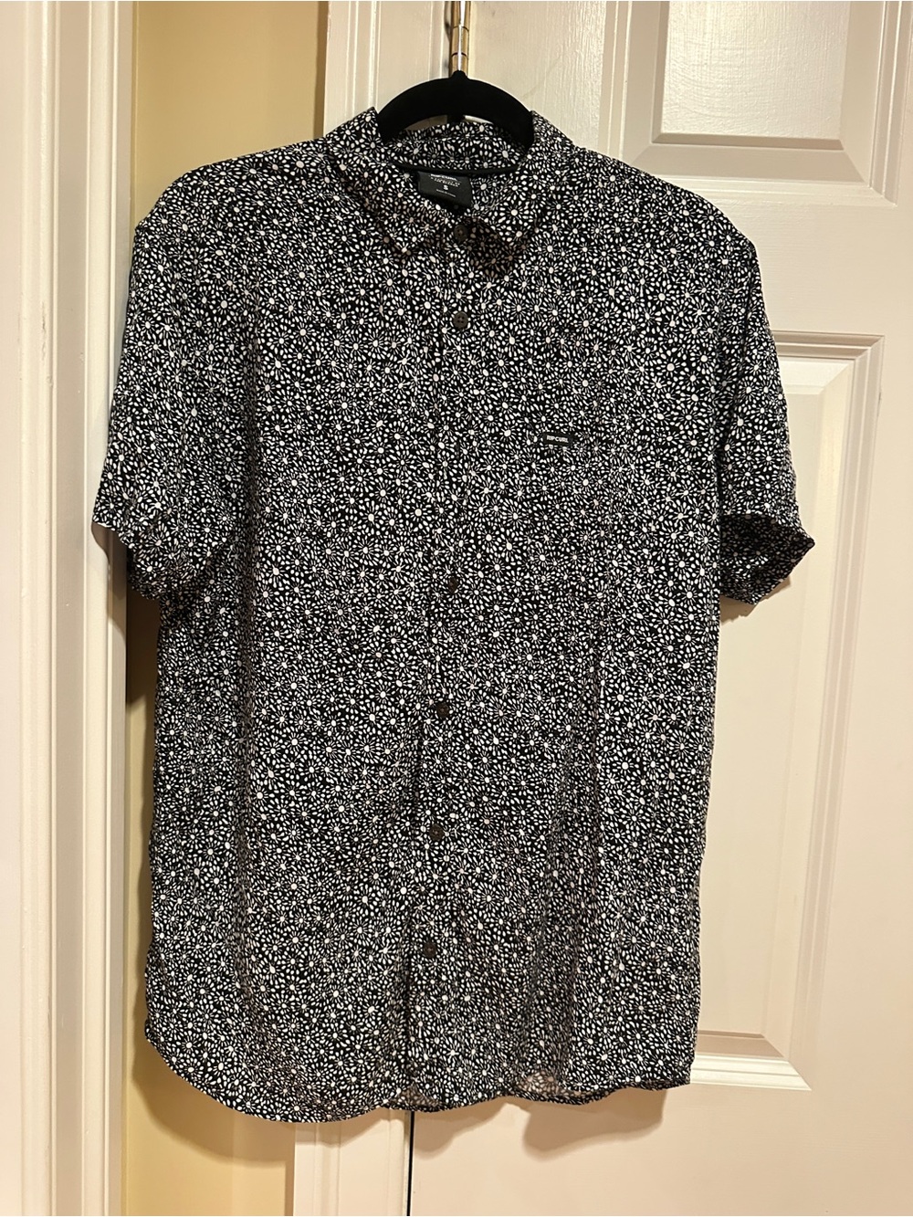 Rip Curl Black White Floral Button Up Shirt Men’s Small